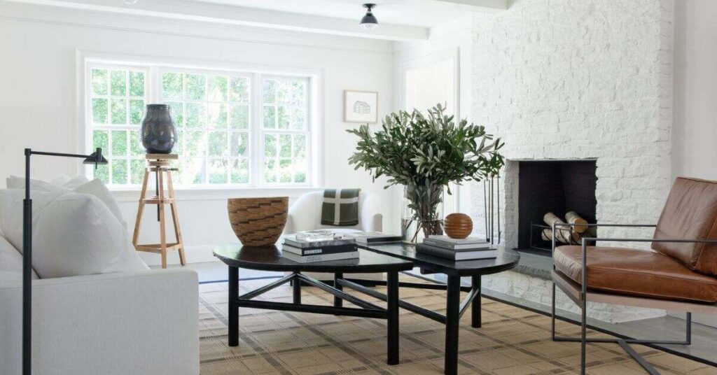 How to Decorate a Coffee Table for a Stylish Room